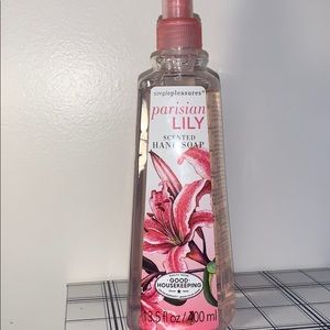 Parisian Lily Scented Hans Soap